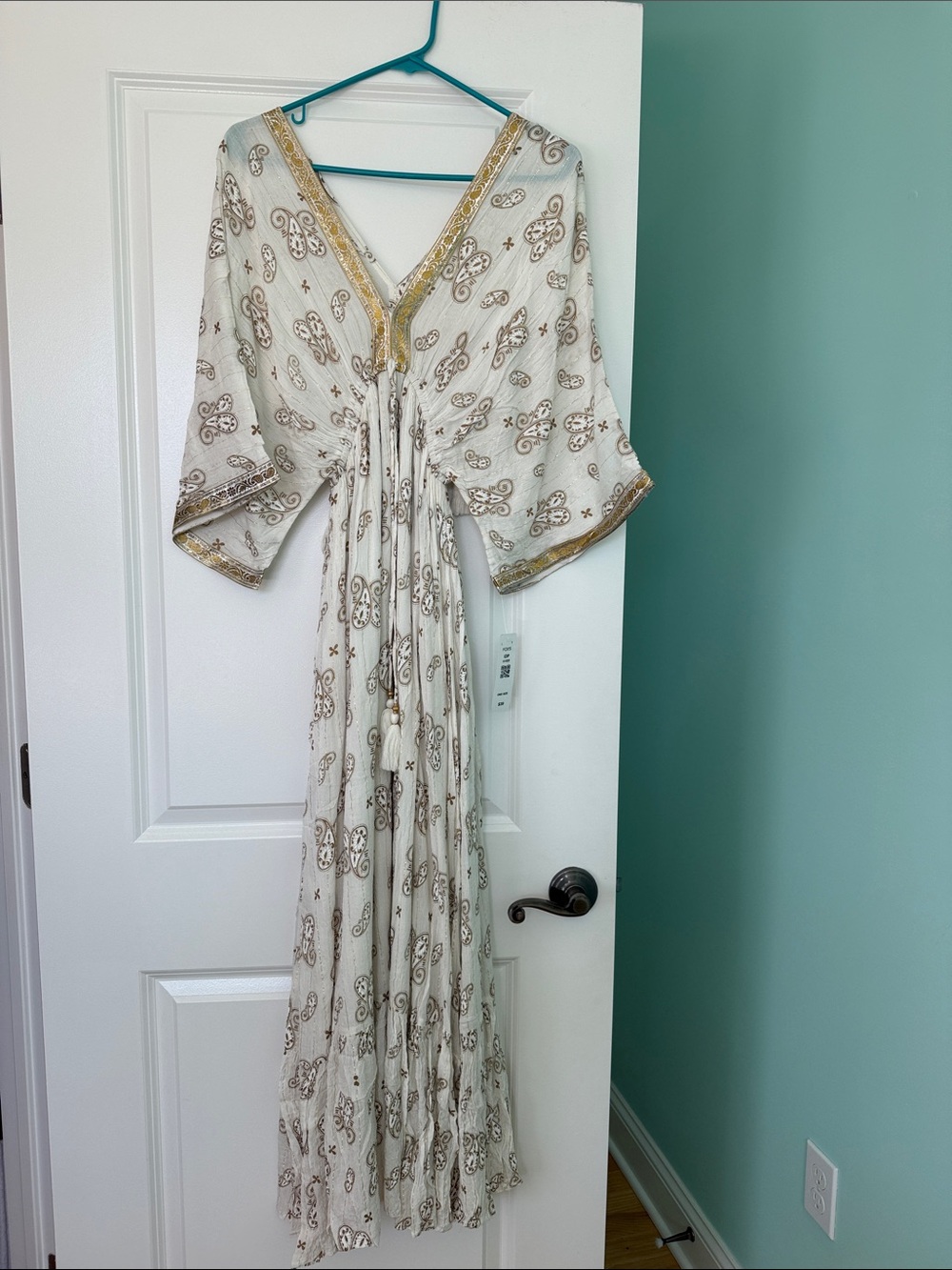 Zury White & Gold Embroidered V-Neck Maxi Dress NWT